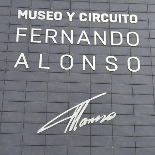 Gran visita al @museoycircuitofa en #Oviedo 

#F1
@dakarrally 
@fernandoalo_oficial
